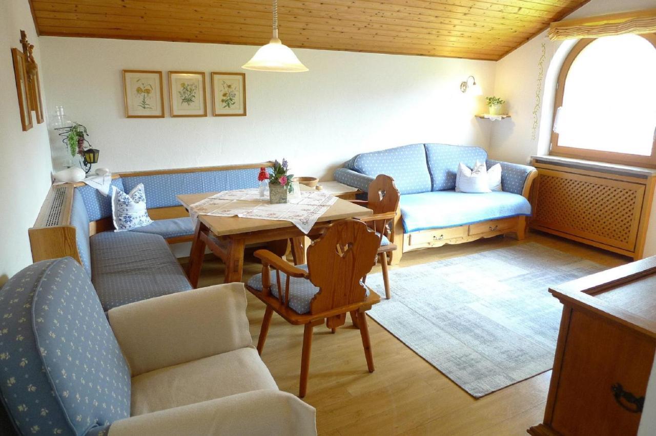 Haus Schmidberger Apartment Schneizlreuth